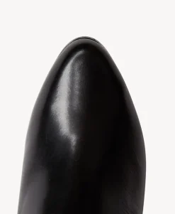 Ara Flat