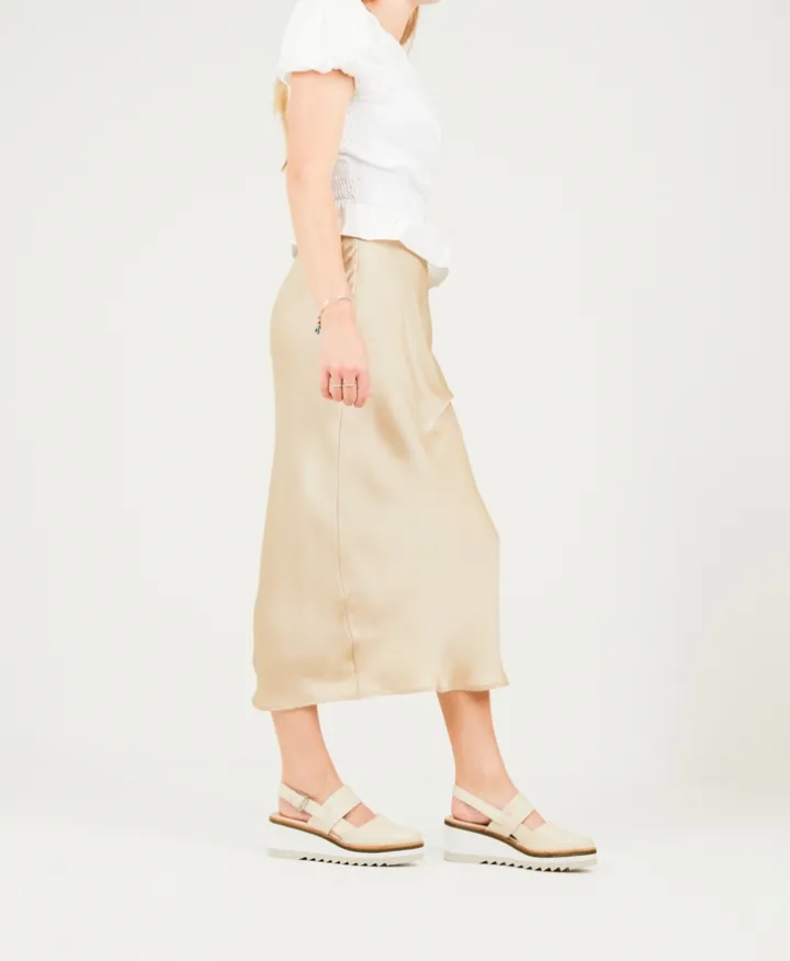 Atom Slingback Flat