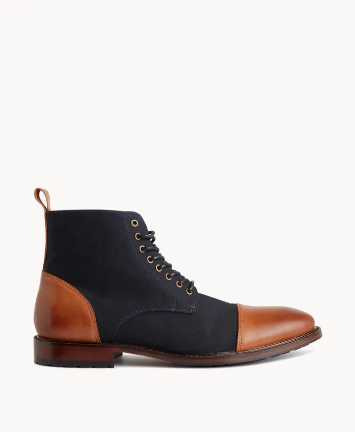Barnes Men's Lace Up Boot