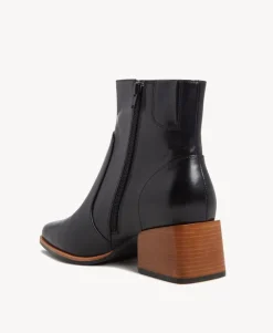 Broome Wide Fit Ankle Boot