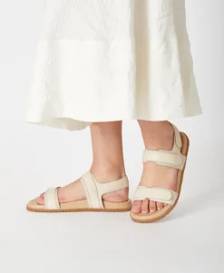 City casual sandal