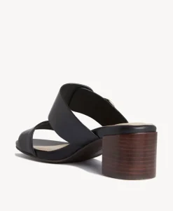 Clarissa Sandal