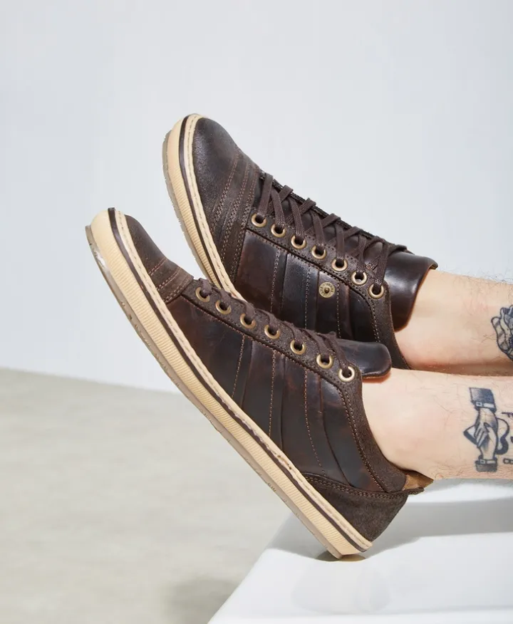 Corona Sneaker
