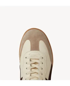 Crossroads Sneaker