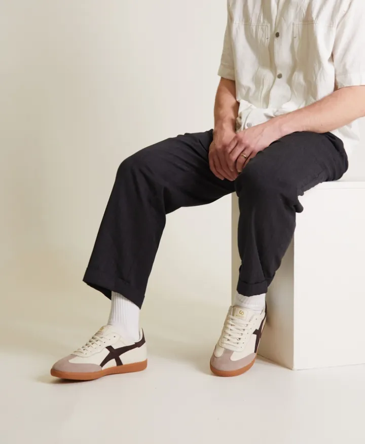 Crossroads Sneaker
