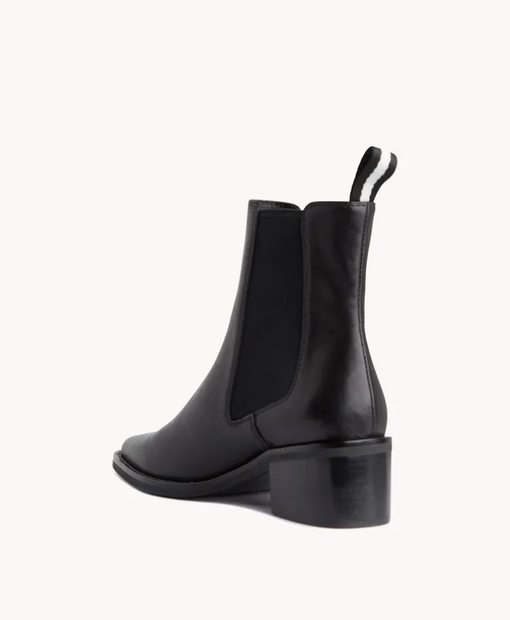 Daxton ankle boot