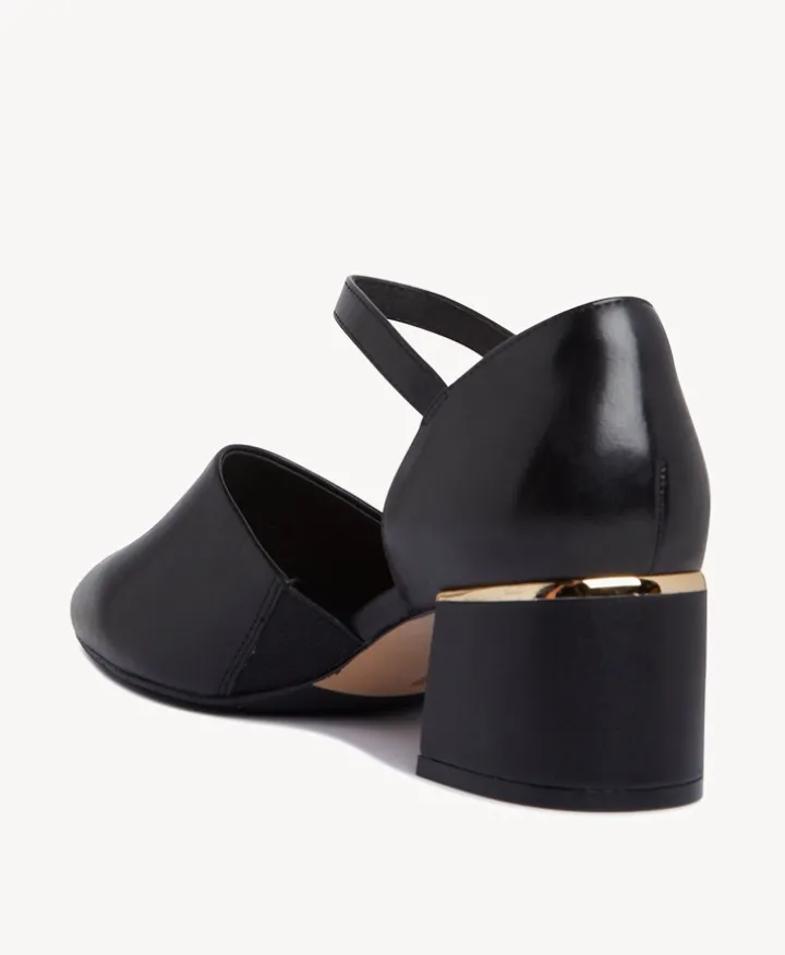 Debbie Heel