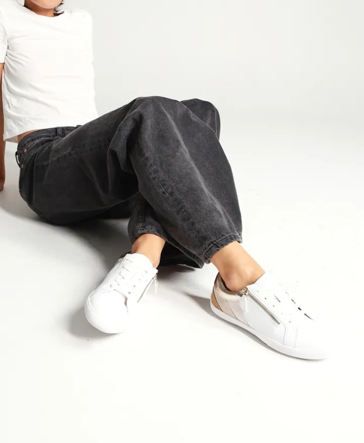 Denise Sneaker