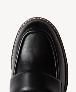 Ebbie Loafer