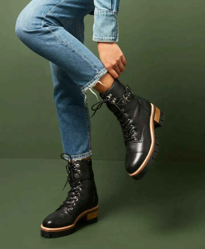 Epsom combat boot