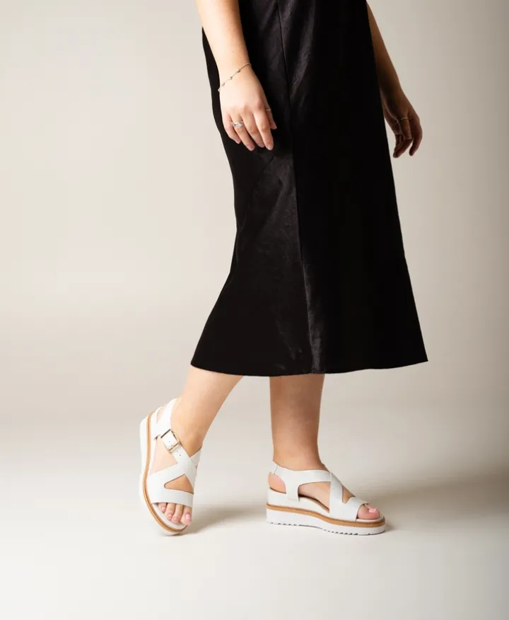 Esme Wide dress sandal