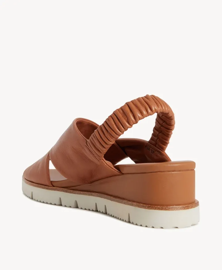 Eva Sandal