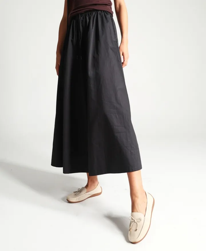 Exodus Bow Slip On