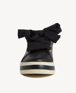 Ginger Sneaker