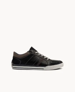 Hynek Leather Sneaker