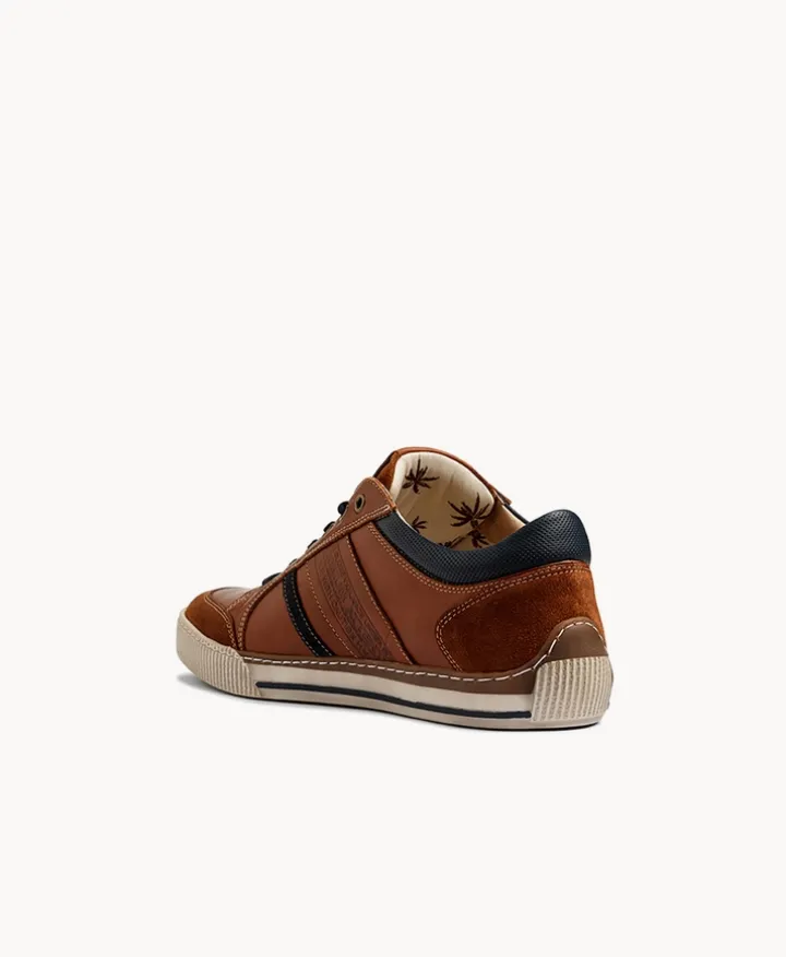 Hynek Leather Sneaker