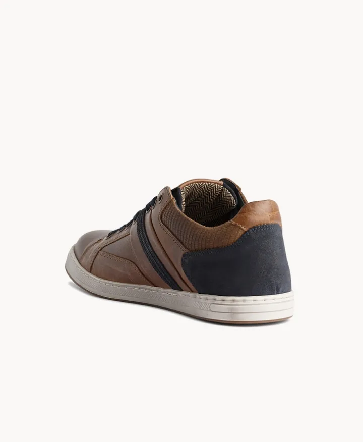 Iguana Sneaker