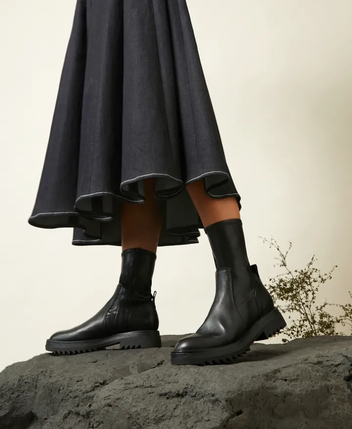 Ink combat boot