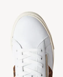 Isla Sneaker