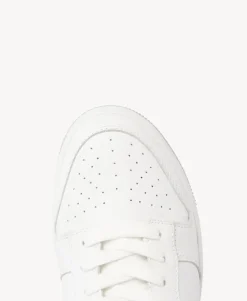 Izzy Sneaker