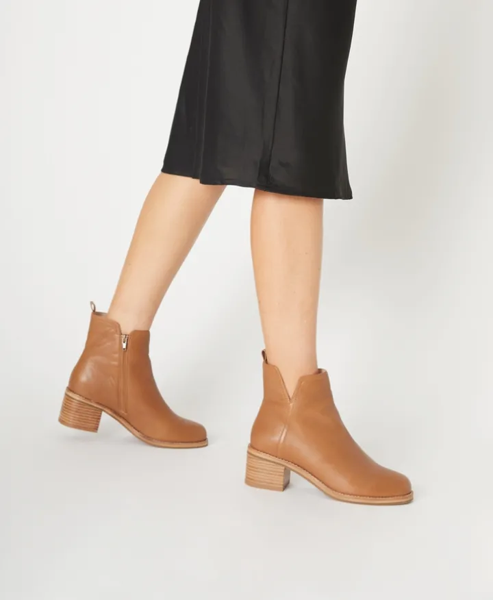 Jace ankle boot