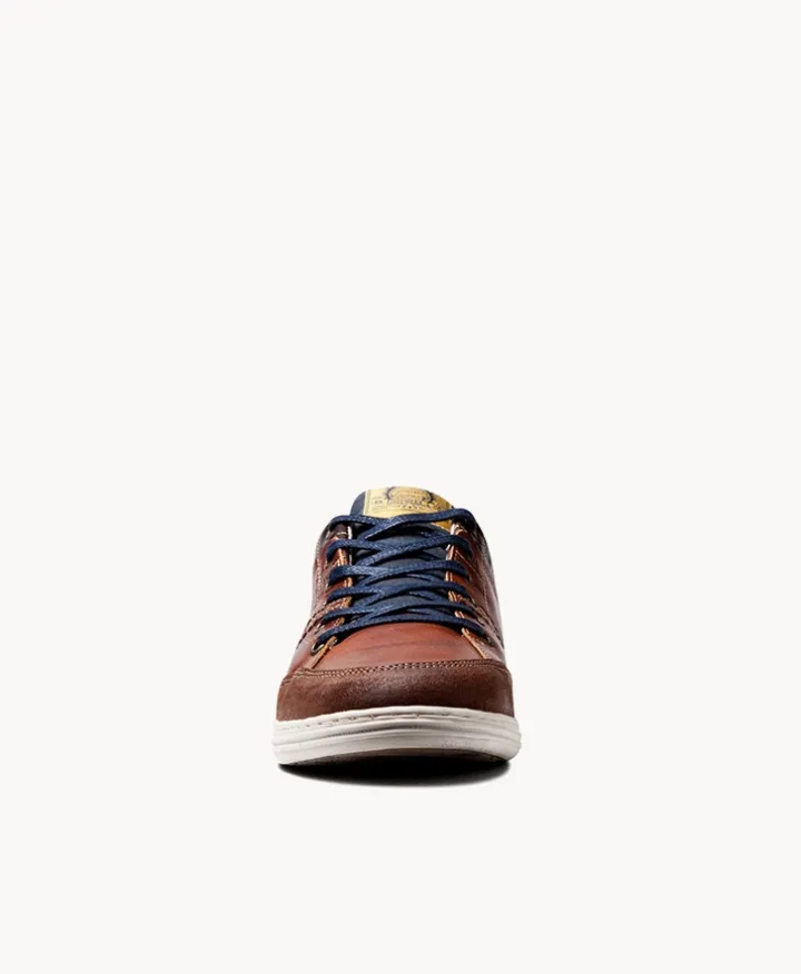 Jai Leather Sneaker