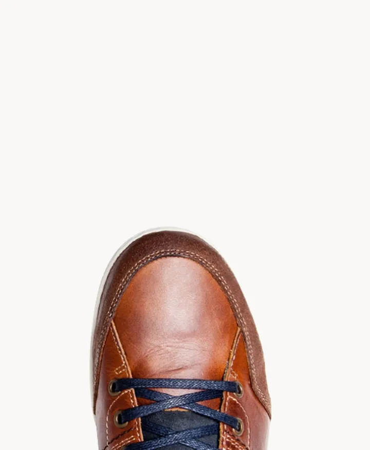 Jai Leather Sneaker