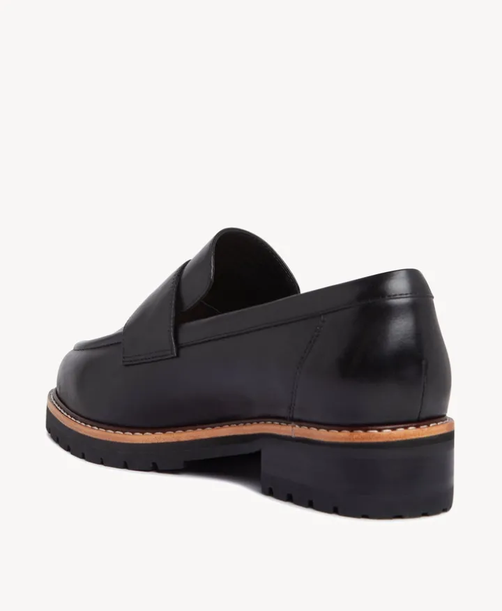 Jenny Wide Loafer