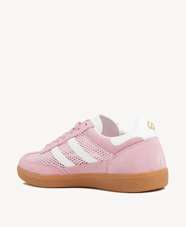 Kindred Sneaker
