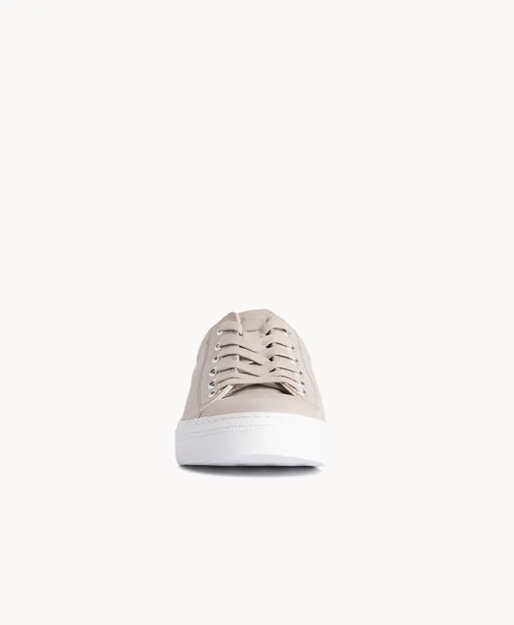 Kola Leather Sneaker