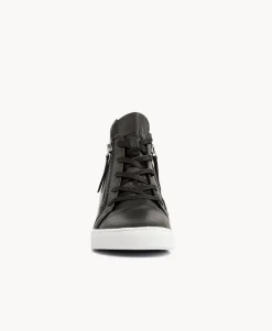 Layla Sneaker