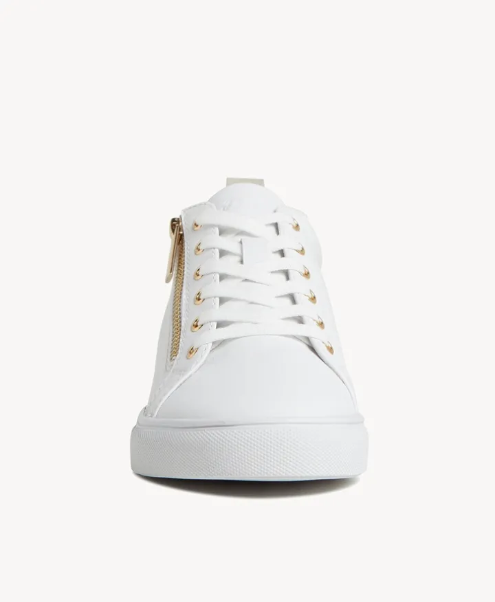 Leona Sneaker