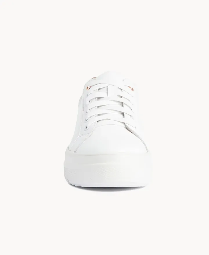 Lindsay Sneaker