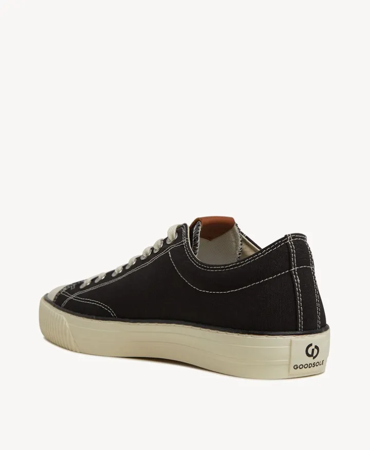 Low Sneaker