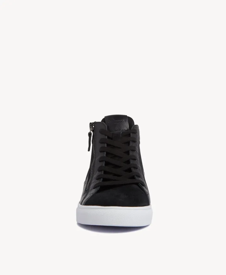 Lucky Sneaker