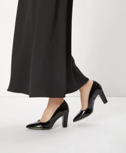 Malibu Wide Heel