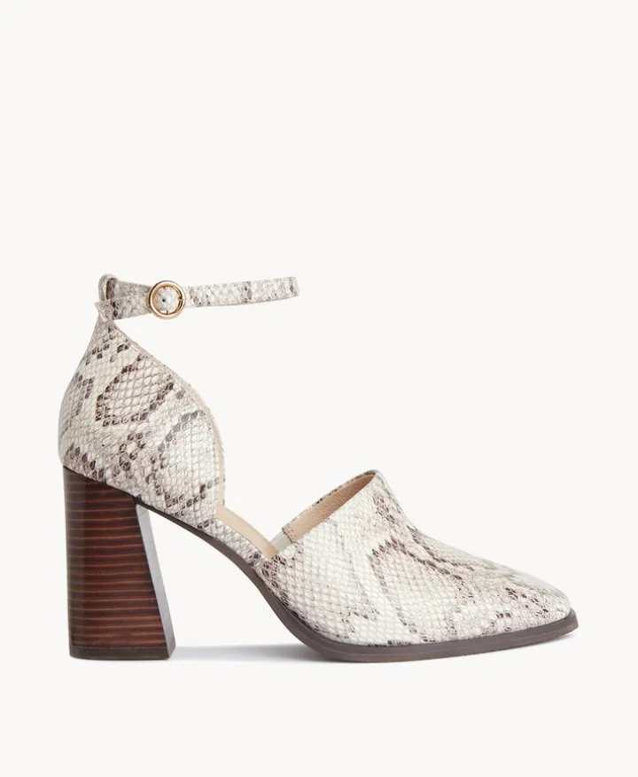 Mel Heel