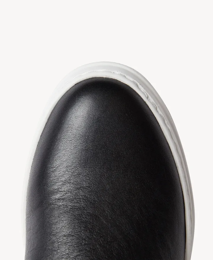 Mel Sneaker
