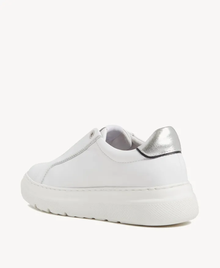 Mike Sneaker