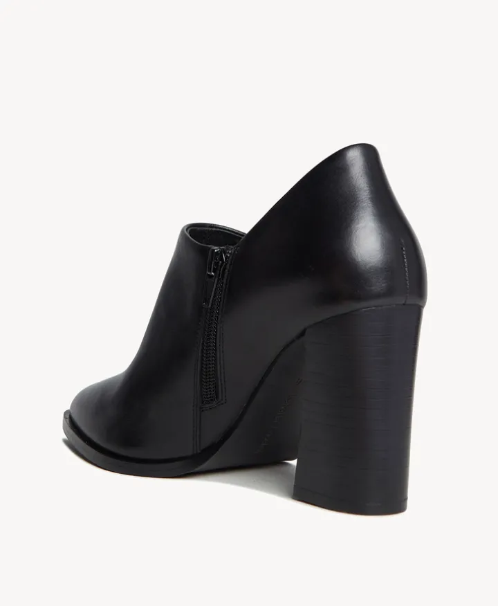 Monday Heel