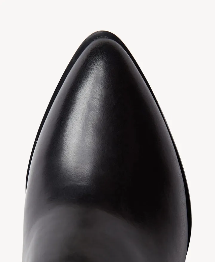 Monday Heel