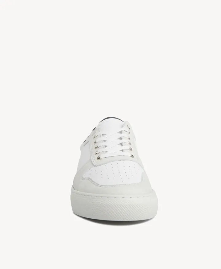 Nunez Sneaker