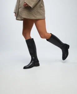 Paloma Long Boot