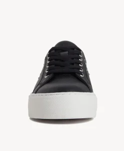 Pasha Sneaker