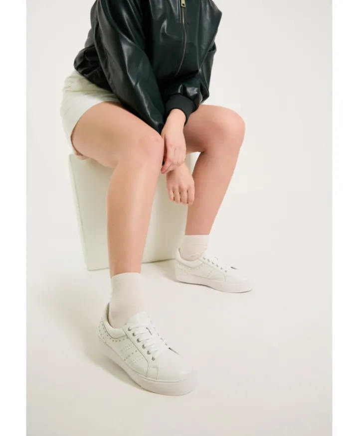 Pasha Sneaker