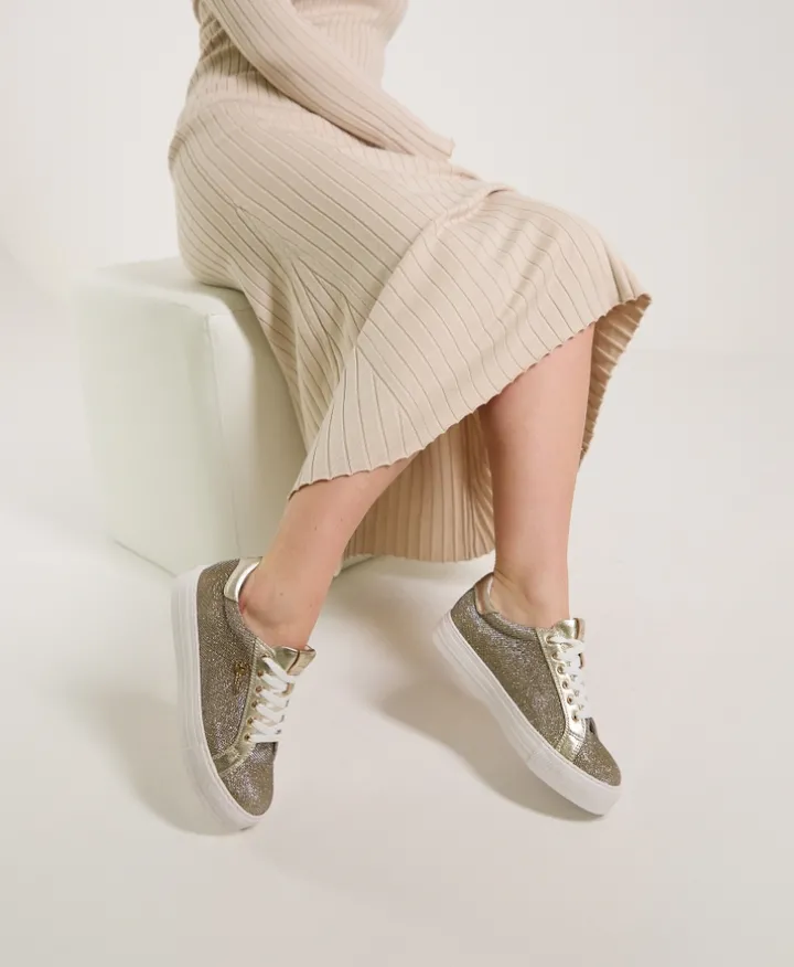Passion Sneaker