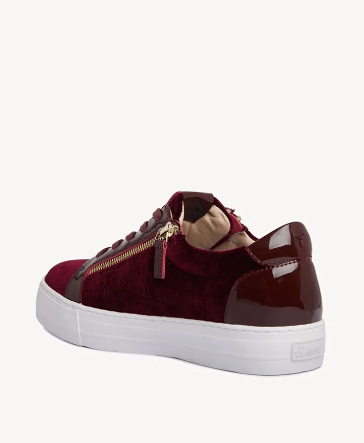 Pop Sneaker