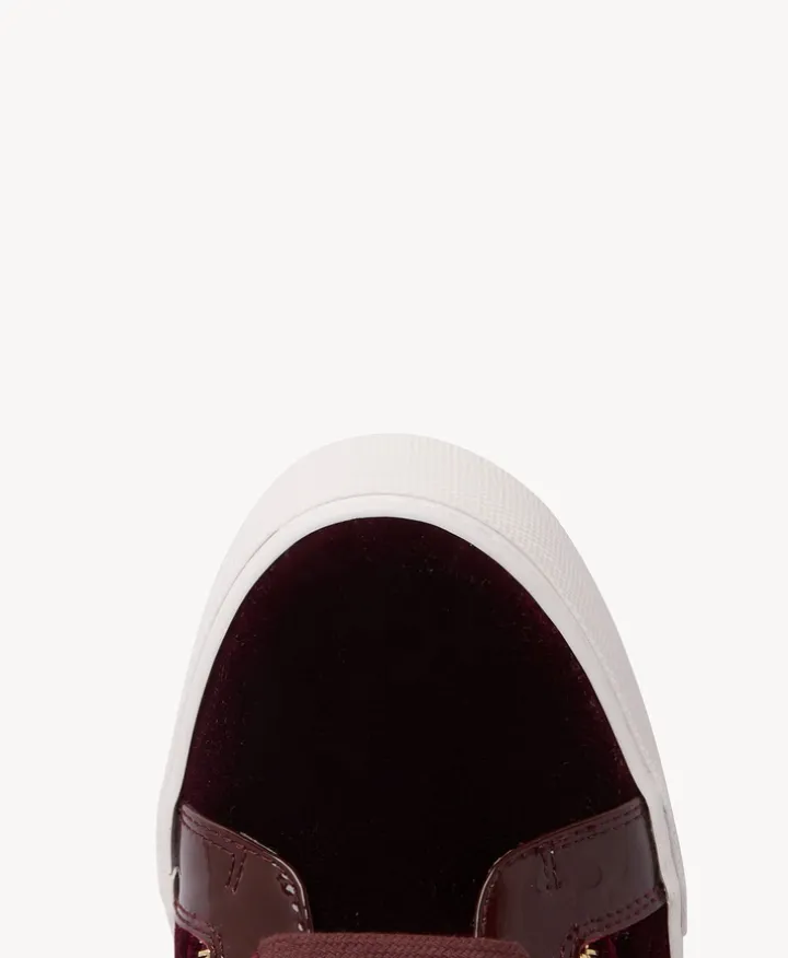 Pop Sneaker