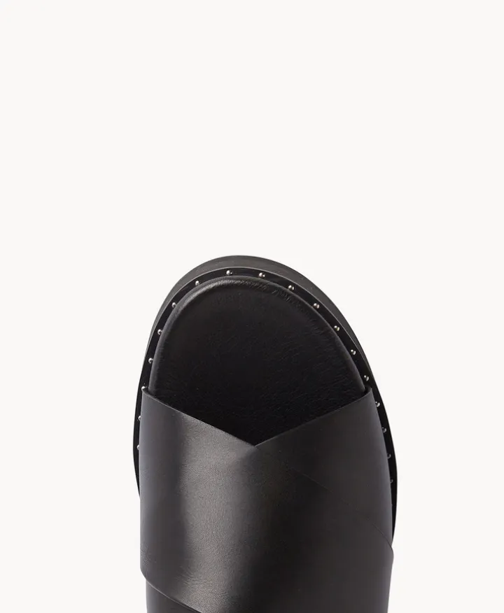 Priya sandal