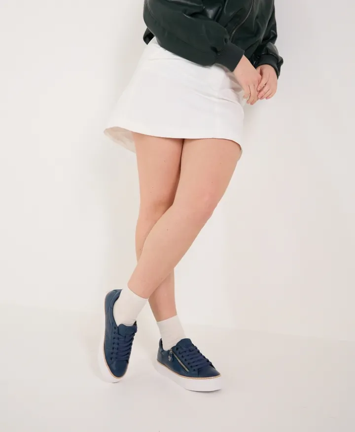 Pulse Zip Sneaker